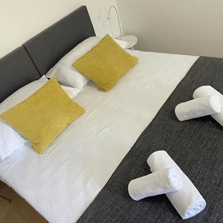 Belvilla Apartments In Holiday Resort Jezera Village, Island Murter Tisno Exteriör bild